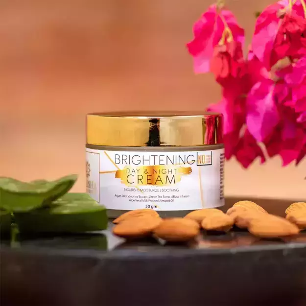 Samisha Brightening Day And Night Face Cream With Anti Ageing Properties With green Tea And Rose 50gm
